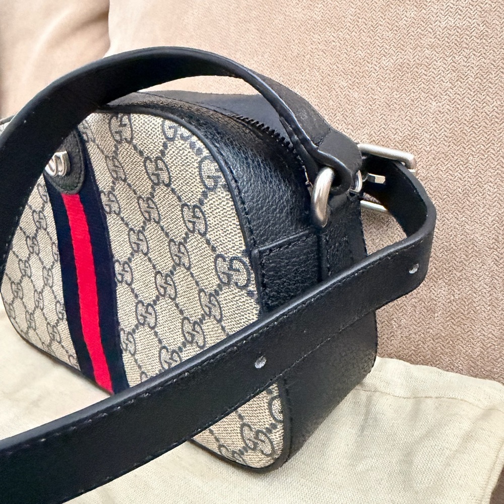 Pattern Crossbody - Picture 3 of 5